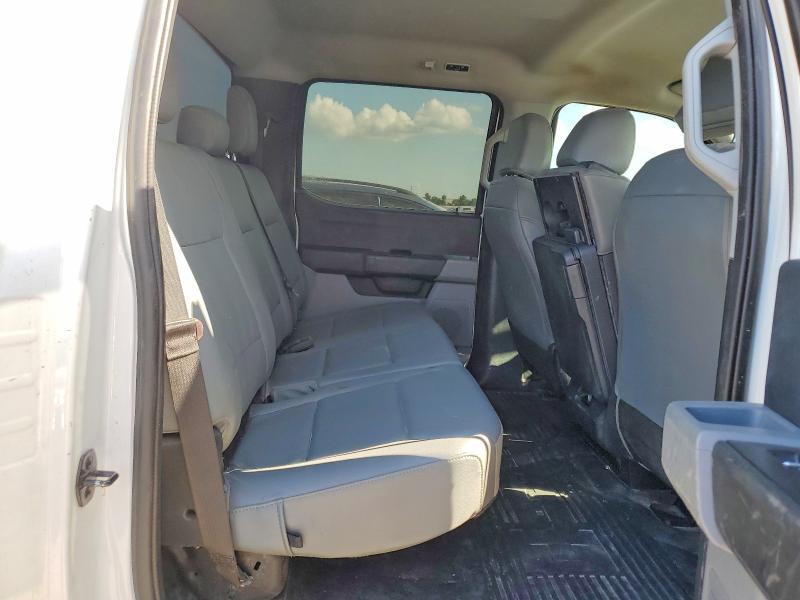 53983596 :رقم المزاد ، 1FT8W3BA9PED63757 vin ، 2023 Ford F350 مزاد بيع