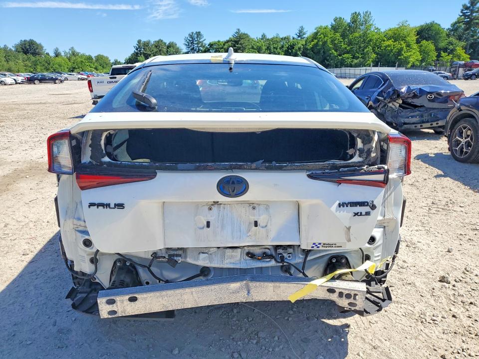 56949436 :رقم المزاد ، JTDKAMFU4M3128205 vin ، 2021 Toyota Prius مزاد بيع