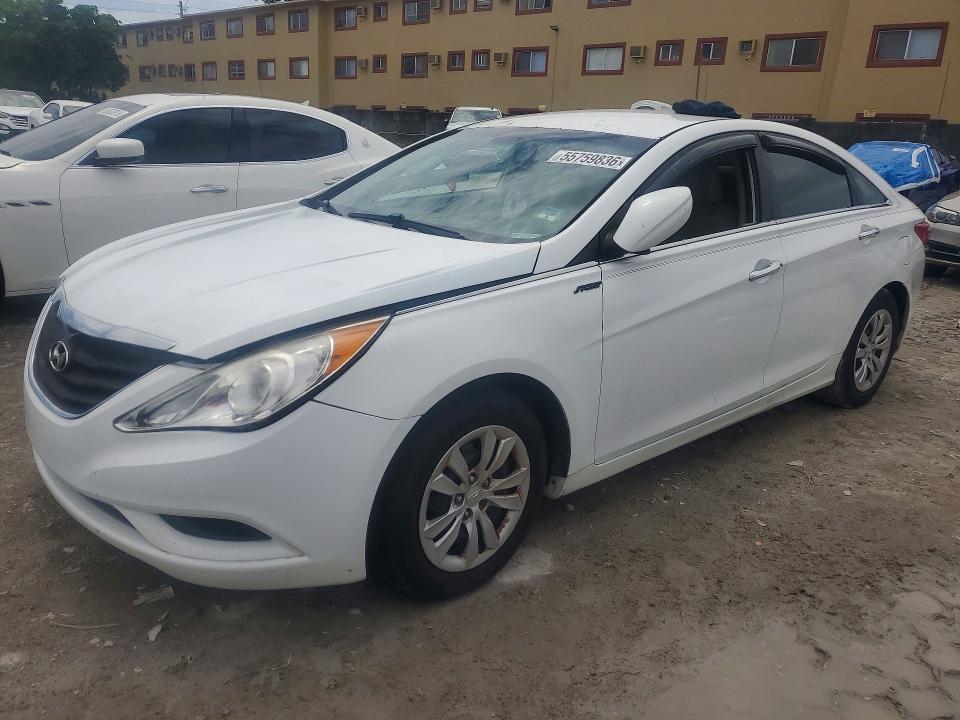 55759836 :رقم المزاد ، 5NPEB4ACXDH537046 vin ، 2013 Hyundai Sonata مزاد بيع