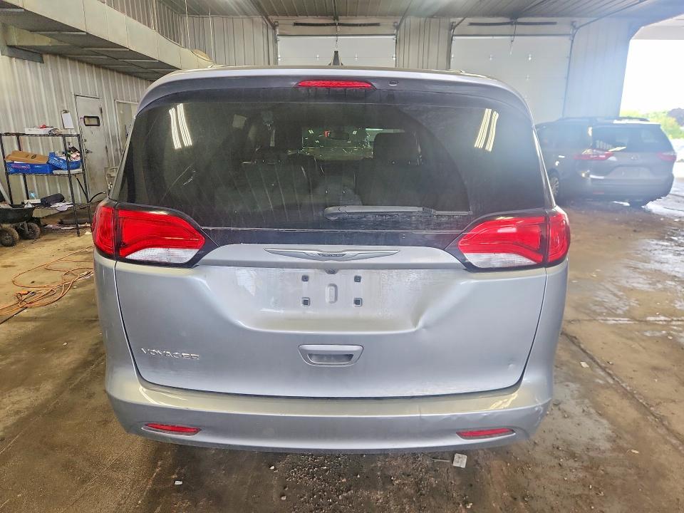 59059426 :رقم المزاد ، 2C4RC1DG0MR521100 vin ، 2021 Chrysler Voyager مزاد بيع