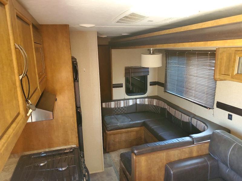 Продажа на аукционе авто 2018 Keystone Zinger, vin: 4YDT30B26JS370603, номер лота: 56303086