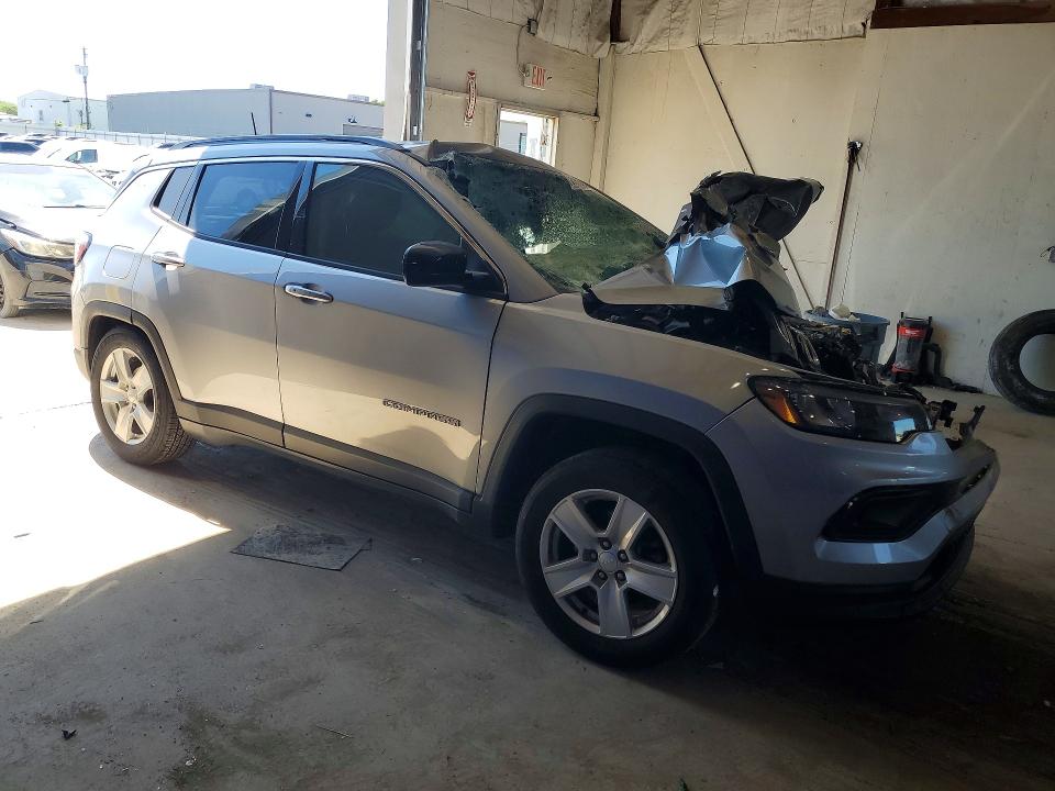 2022 Jeep Compass მანქანა იყიდება აუქციონზე, vin: 3C4NJDBB4NT207736, აუქციონის ნომერი: 55918366