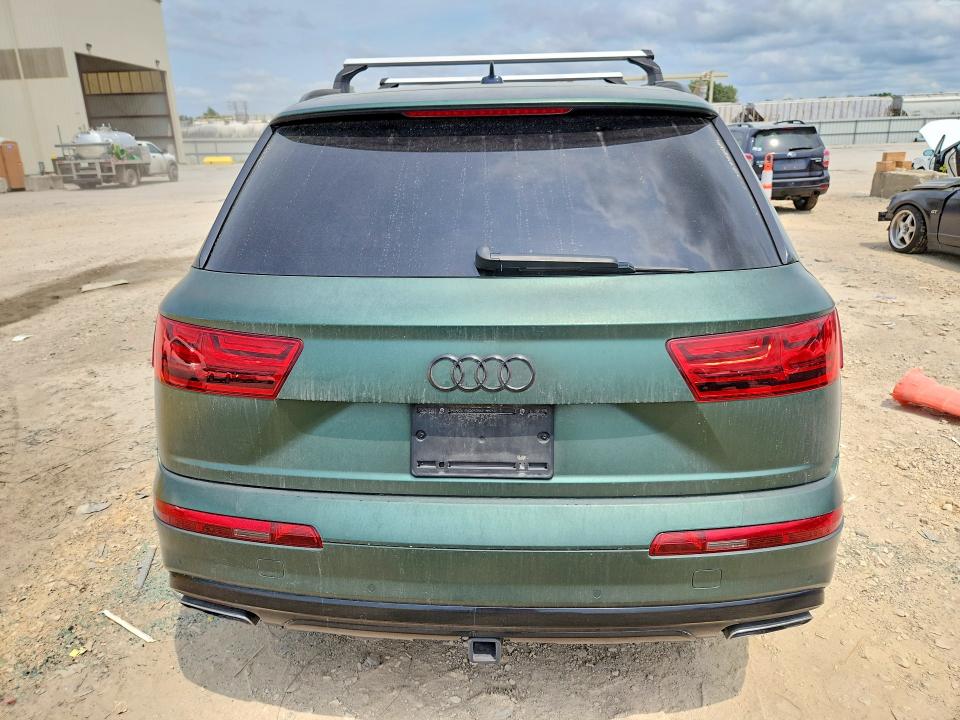 Продаж на аукціоні авто 2018 Audi Q7, vin: WA1VAAF70JD000226, номер лоту: 58849016