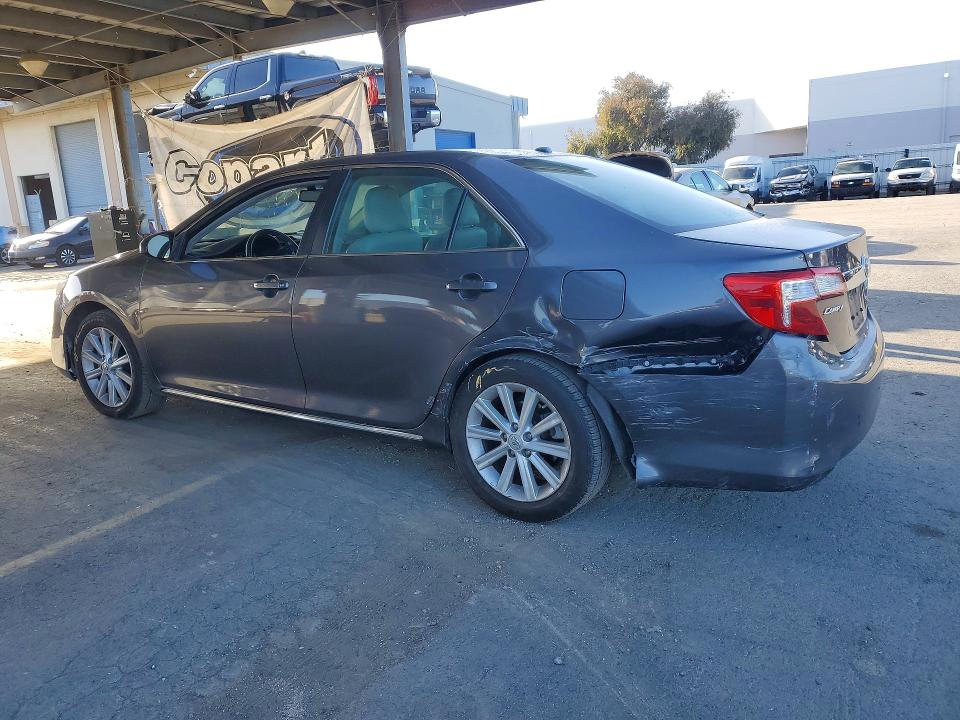 Aukcja sprzedaży 2014 Toyota Camry, vin: 4T4BF1FK2ER402271, numer aukcji: 54879246