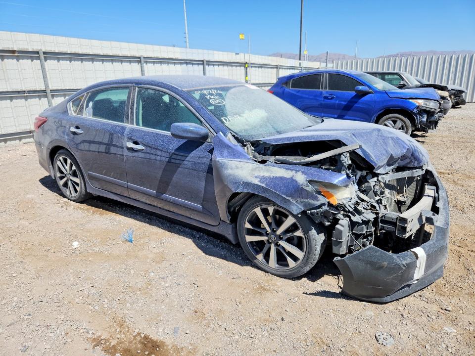 2017 Nissan Altima მანქანა იყიდება აუქციონზე, vin: 1N4AL3AP2HC131858, აუქციონის ნომერი: 48874836