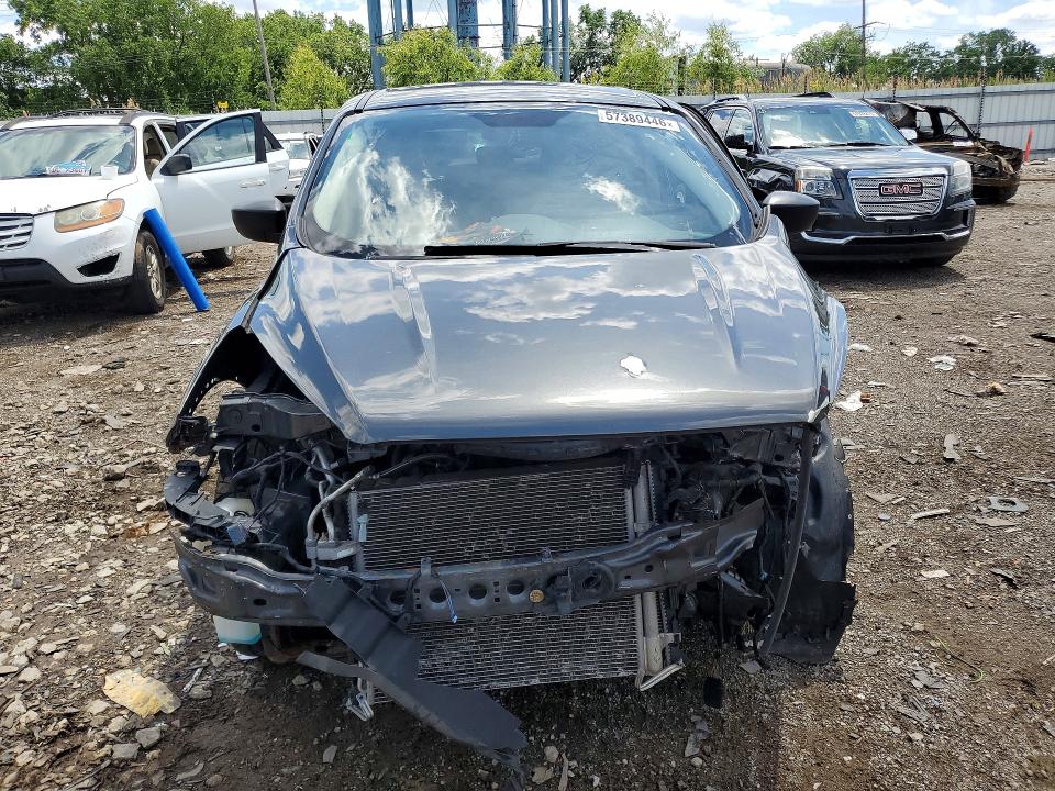 57389446 :رقم المزاد ، 1FMCU0F7XJUB68689 vin ، 2018 Ford Escape مزاد بيع