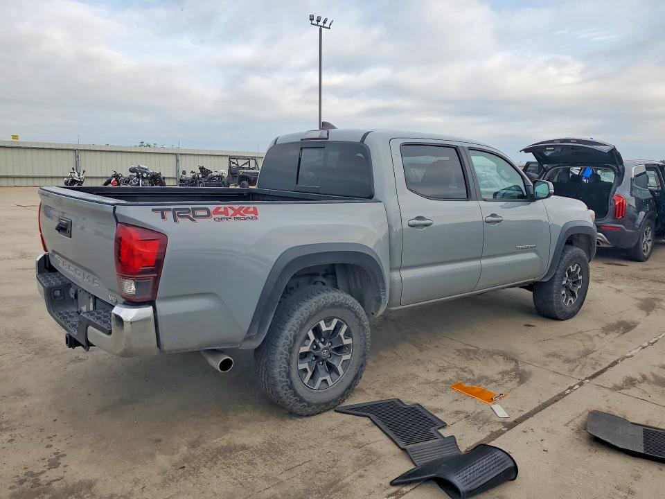 Продажа на аукционе авто 2018 Toyota Tacoma, vin: 3TMCZ5AN2JM134744, номер лота: 55920316