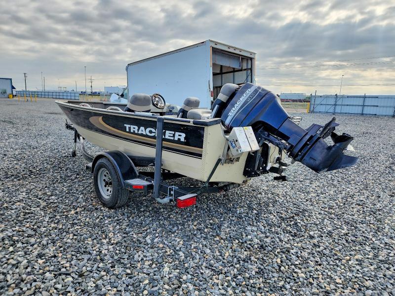Продажа на аукционе авто 2001 Tracker Boat, vin: BUJ68425F001, номер лота: 55738746