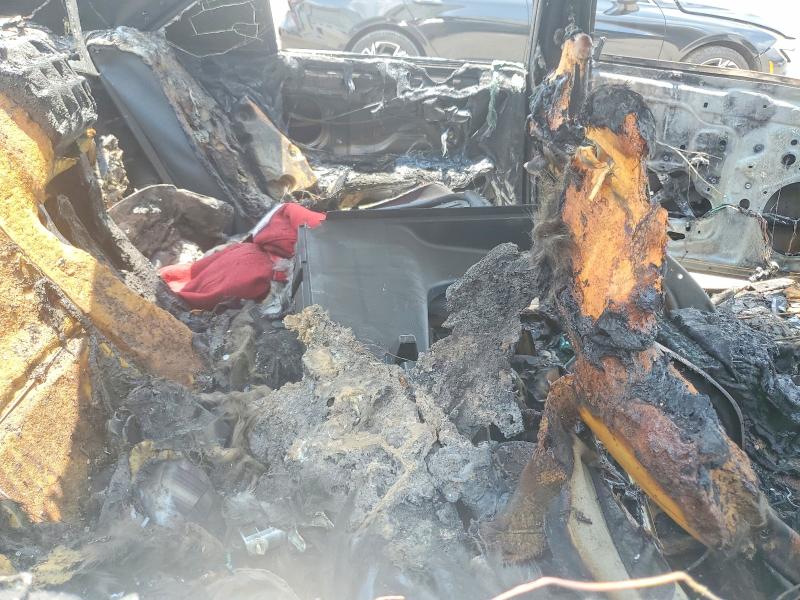 58903566 :رقم المزاد ، 4T1BF1FK6HU440861 vin ، 2017 Toyota Camry مزاد بيع