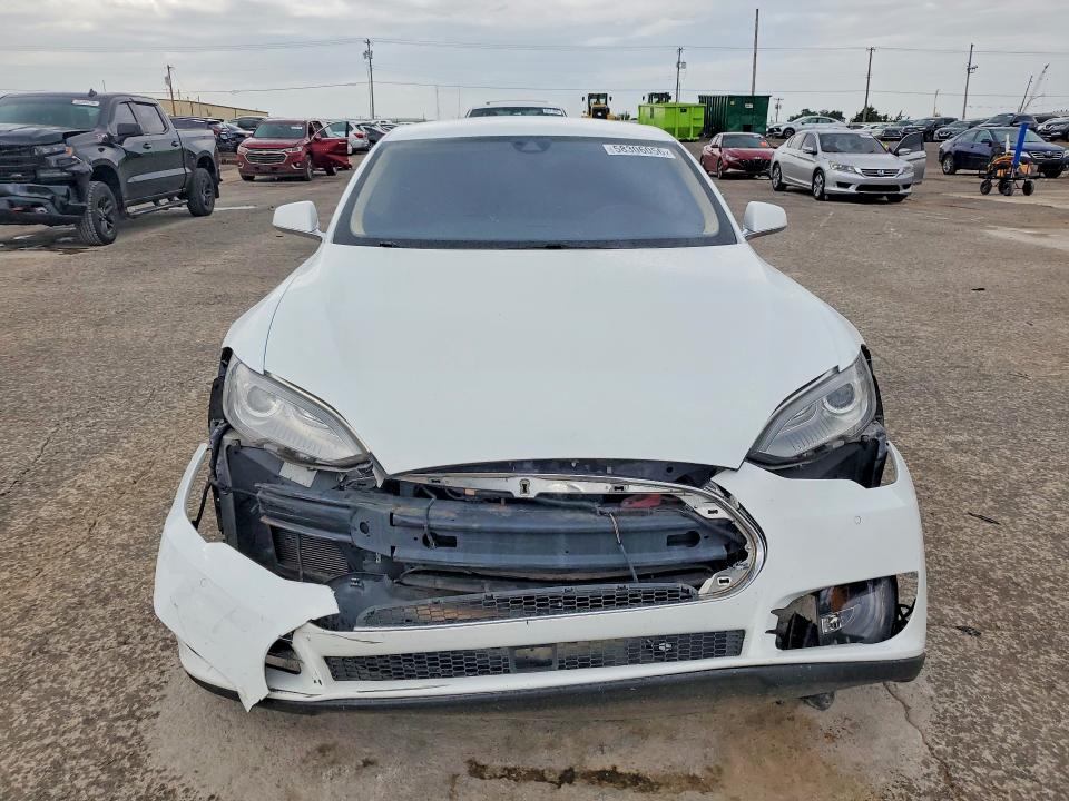 58306056 :رقم المزاد ، 5YJSA1H19EFP61336 vin ، 2014 Tesla Model S مزاد بيع