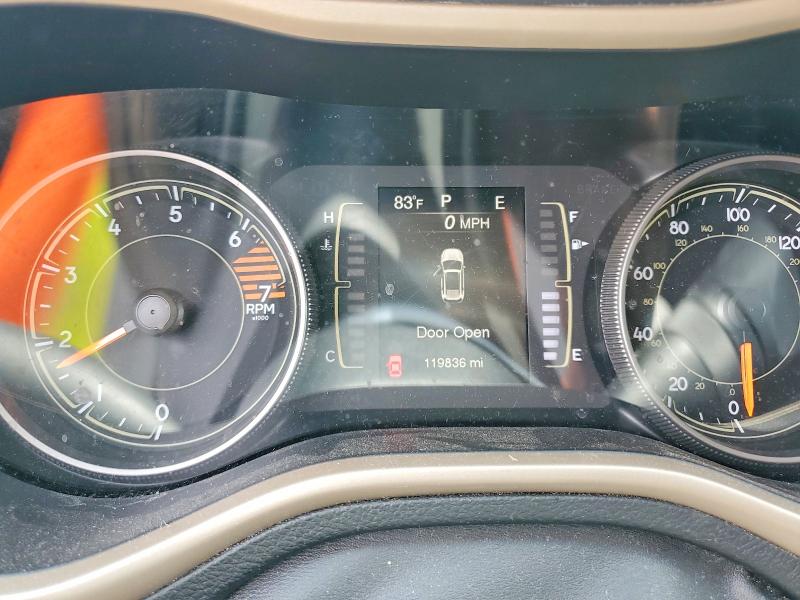 56811956 :رقم المزاد ، 1C4PJLCB6JD554096 vin ، 2018 Jeep Cherokee مزاد بيع