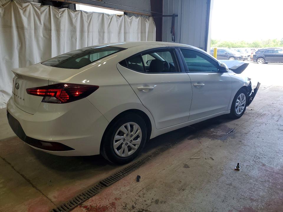 57497216 :رقم المزاد ، 5NPD74LF2KH493769 vin ، 2019 Hyundai Elantra مزاد بيع