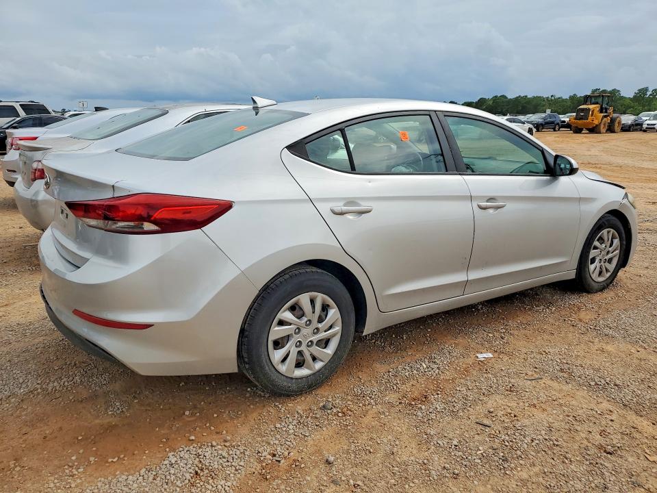 57315166 :رقم المزاد ، 5NPD74LF0HH151388 vin ، 2017 Hyundai Elantra مزاد بيع