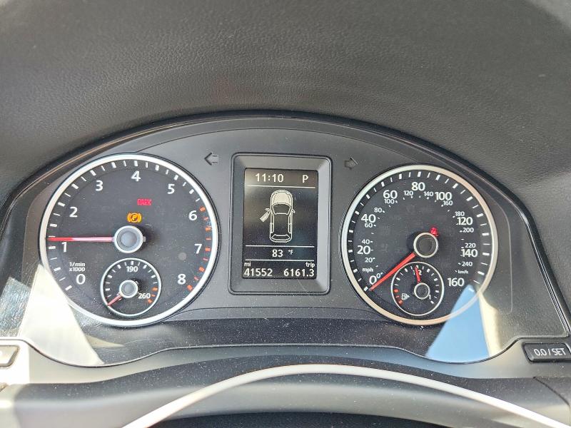 56309406 :رقم المزاد ، WVGBV7AX6HK052257 vin ، 2017 Volkswagen Tiguan مزاد بيع