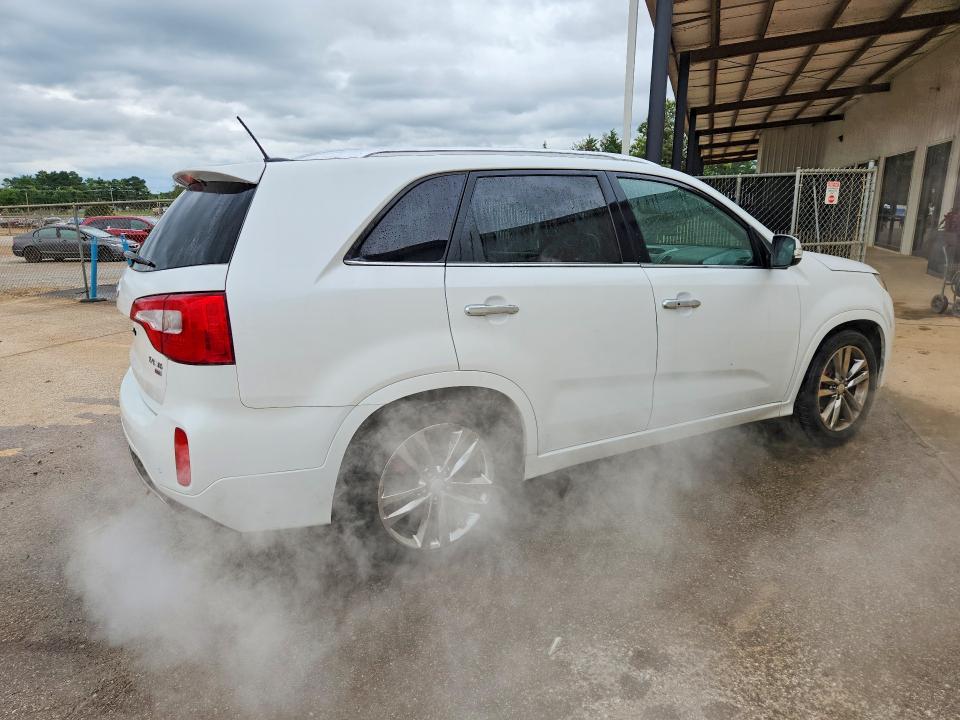 2014 Kia Sorento მანქანა იყიდება აუქციონზე, vin: 5XYKW4A7XEG450072, აუქციონის ნომერი: 57823226