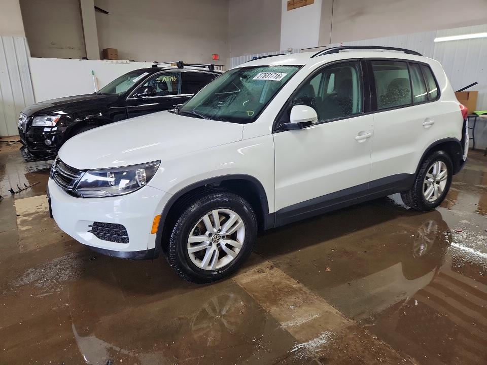 2016 Volkswagen Tiguan მანქანა იყიდება აუქციონზე, vin: WVGBV7AX6GW533441, აუქციონის ნომერი: 57681716