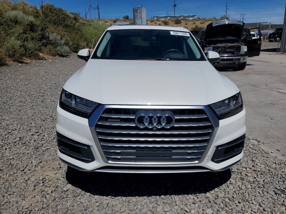 Продажа на аукционе авто 2017 Audi Q7, vin: WA1VAAF77HD030124, номер лота: 59017496