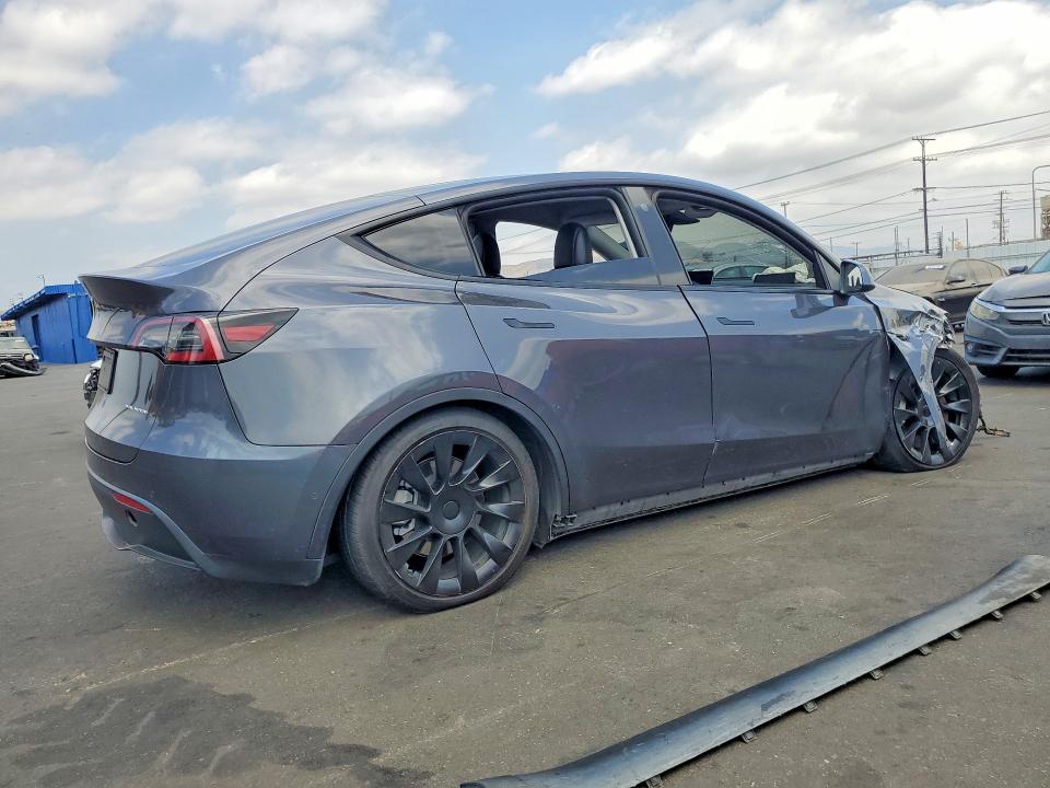 2022 Tesla Model Y მანქანა იყიდება აუქციონზე, vin: 7SAYGDEE7NF369878, აუქციონის ნომერი: 59288326