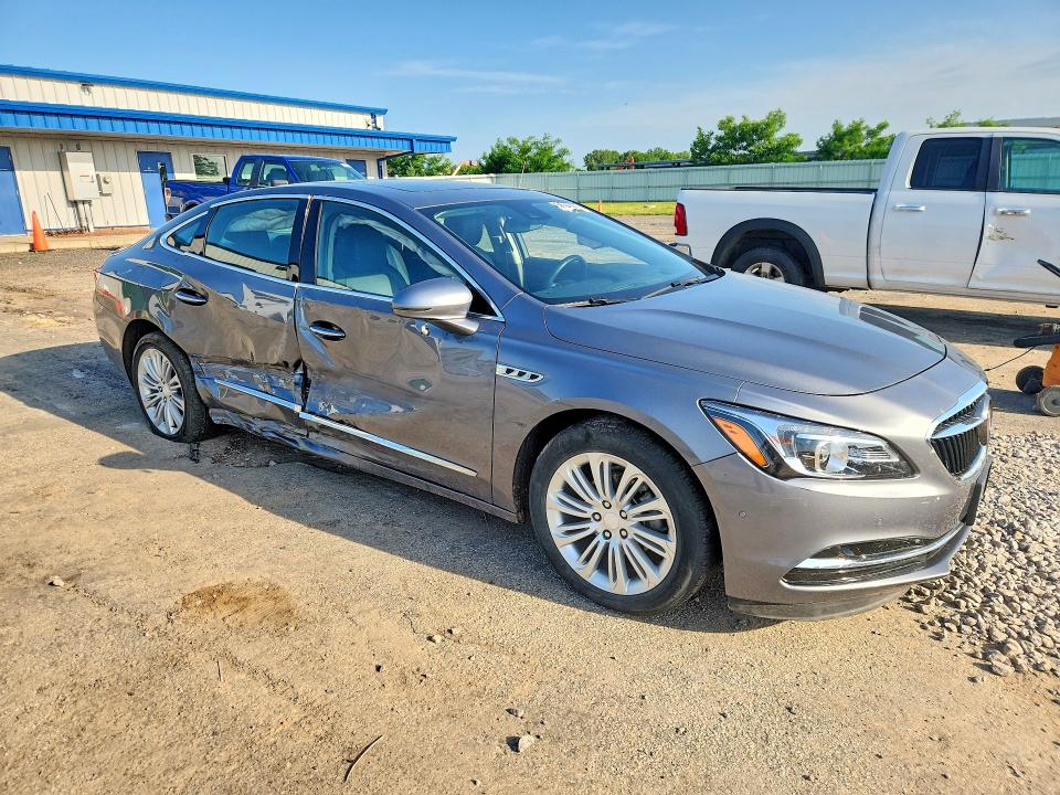 56615906 :رقم المزاد ، 1G4ZS5SZ0KU111780 vin ، 2019 Buick Lacrosse مزاد بيع