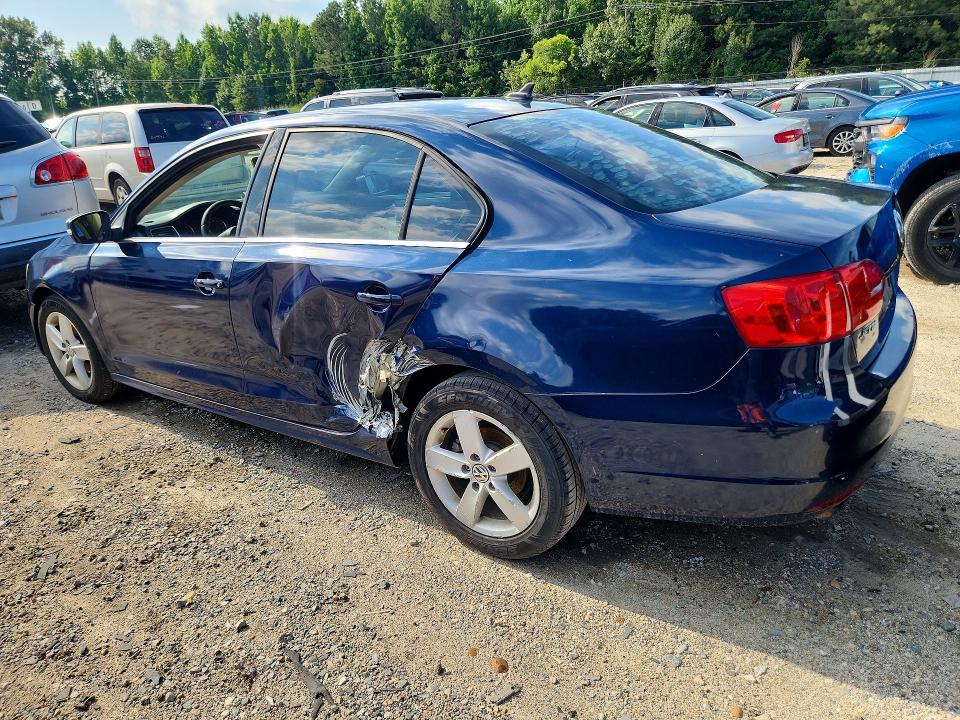 Продаж на аукціоні авто 2013 Volkswagen Jetta, vin: 3VWLL7AJ5DM384524, номер лоту: 57819826