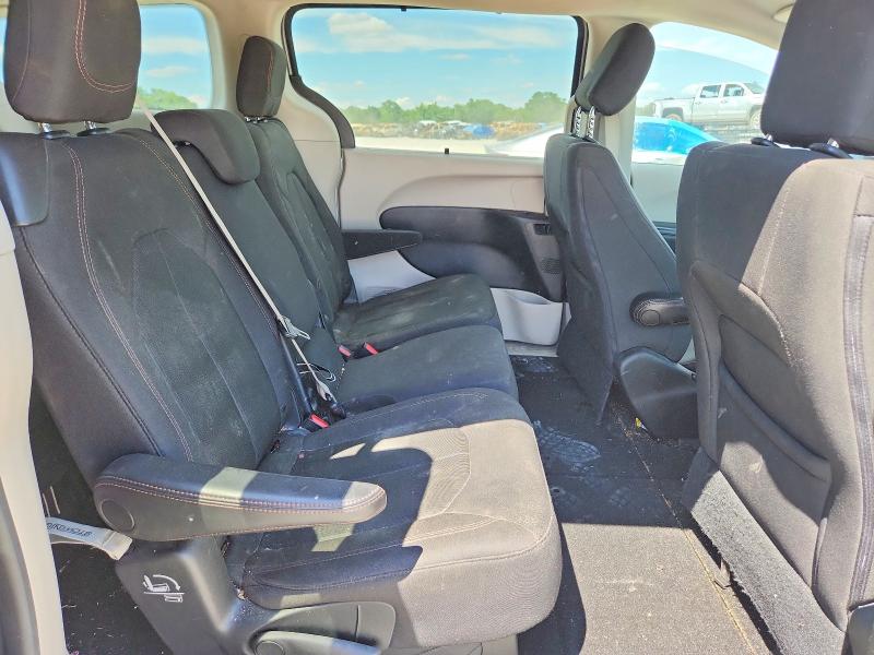Продаж на аукціоні авто 2018 Chrysler Pacifica, vin: 2C4RC1FG1JR277692, номер лоту: 58281366