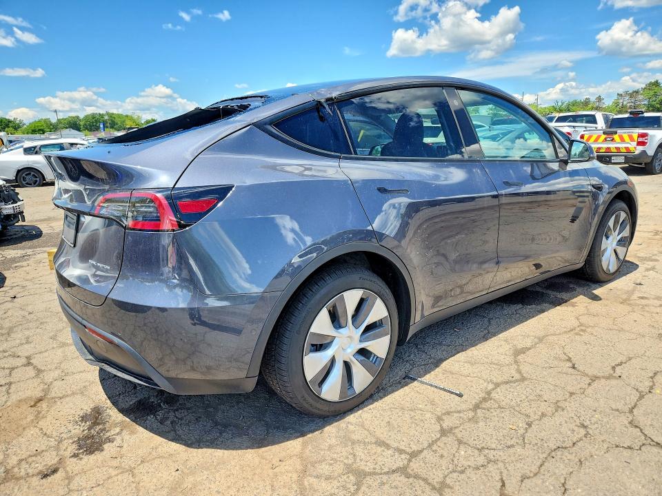 57812846 :رقم المزاد ، 7SAYGDEE2NA022150 vin ، 2022 Tesla Model Y مزاد بيع