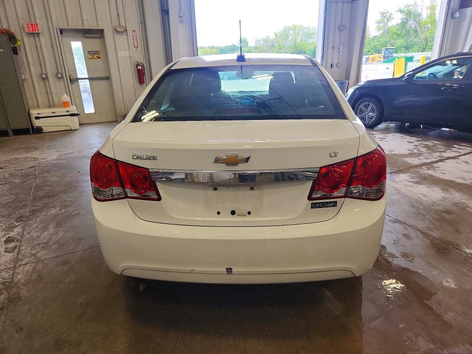 Продажа на аукционе авто 2015 Chevrolet Cruze, vin: 1G1PC5SB8F7100941, номер лота: 58835926