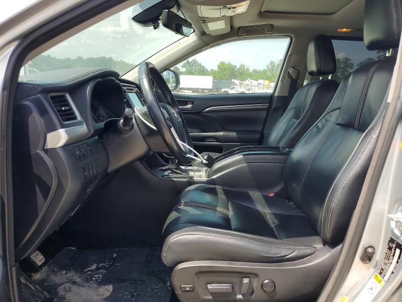 Продажа на аукционе авто 2017 Toyota Highlander, vin: 5TDKZRFH4HS517701, номер лота: 57547056