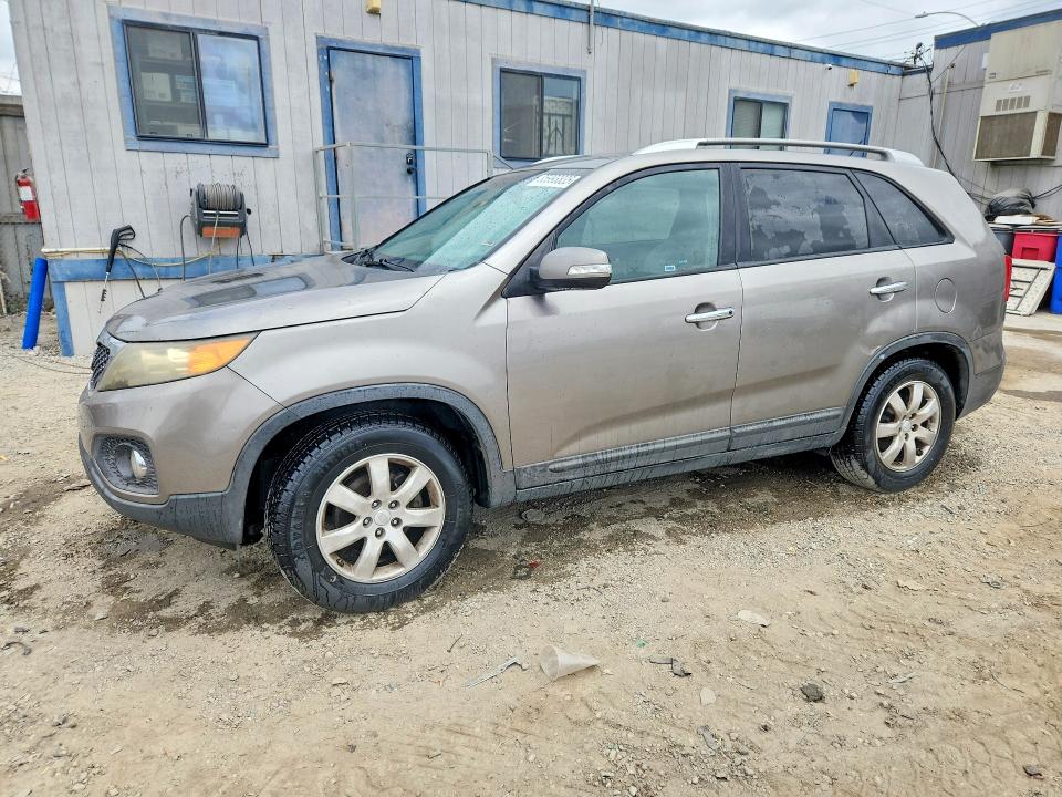 85993835 :رقم المزاد ، 5XYKT3A11BG049939 vin ، 2011 Kia Sorento مزاد بيع