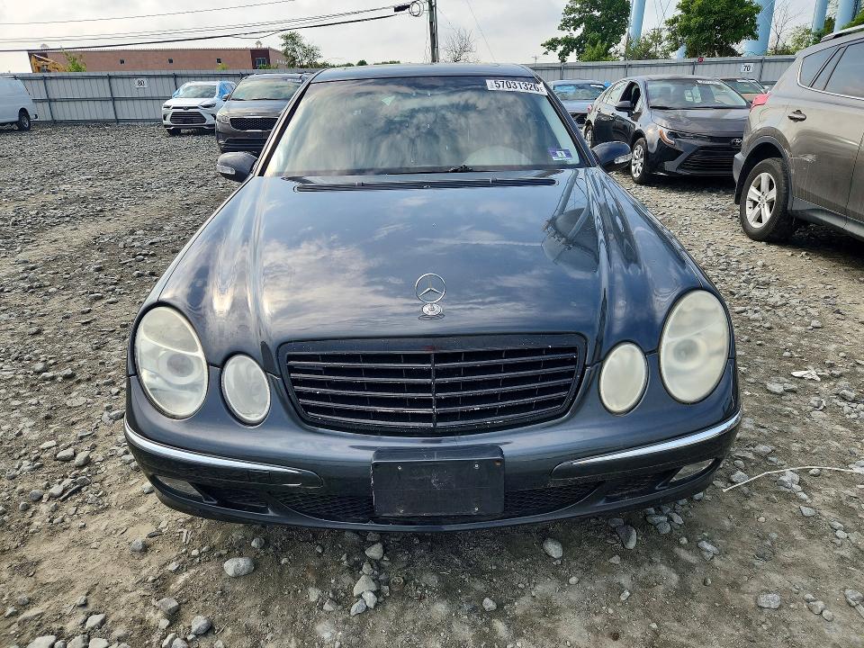 2004 Mercedes-benz E მანქანა იყიდება აუქციონზე, vin: WDBUF65J54A420517, აუქციონის ნომერი: 57031326