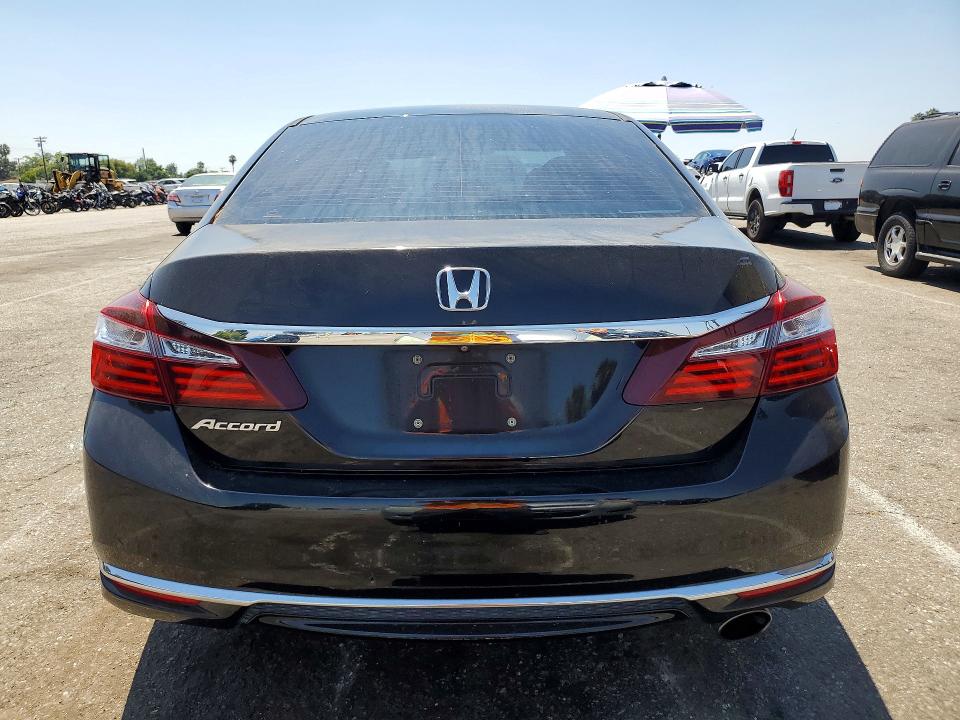 Продажа на аукционе авто 2017 Honda Accord, vin: 1HGCR2F39HA180621, номер лота: 58053626