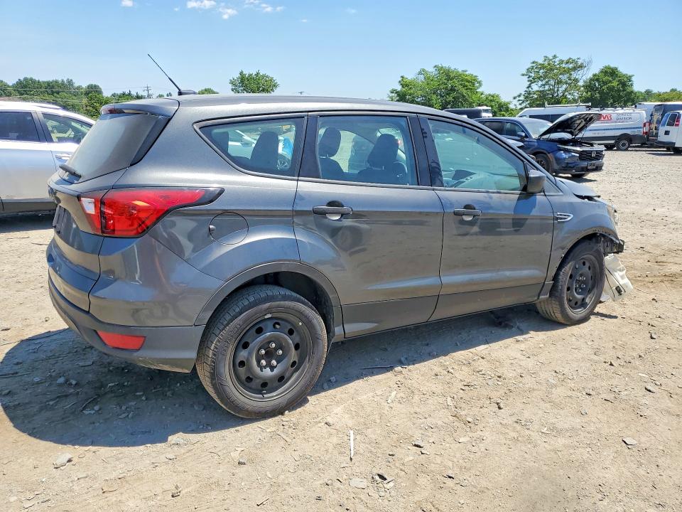 Продаж на аукціоні авто 2019 Ford Escape, vin: 1FMCU0F71KUC20860, номер лоту: 55902816