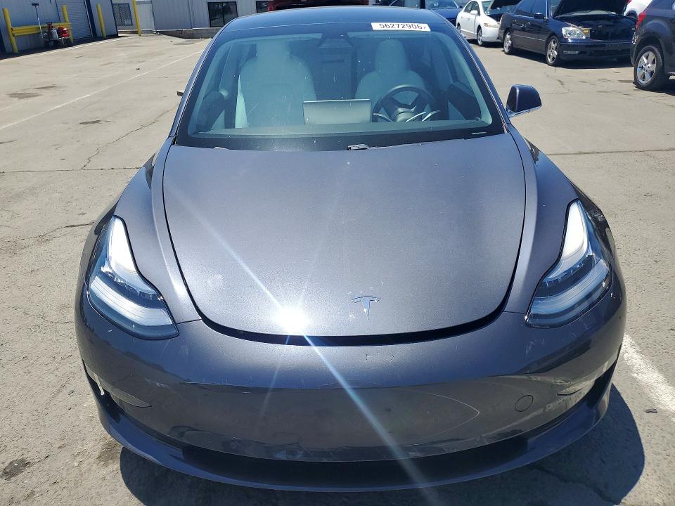 Продажа на аукционе авто 2019 Tesla Model 3, vin: 5YJ3E1EBXKF465193, номер лота: 56272906