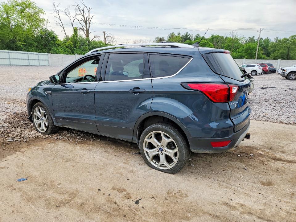 2019 Ford Escape მანქანა იყიდება აუქციონზე, vin: 1FMCU9J91KUC25036, აუქციონის ნომერი: 55950316