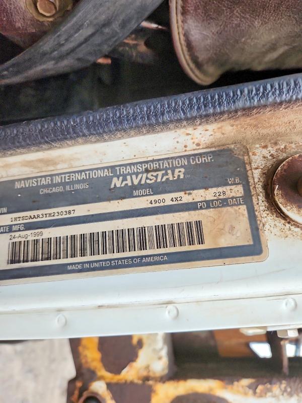 Aukcja sprzedaży 2000 International 4900, vin: 1HTSDAAR3YH230387, numer aukcji: 55914376