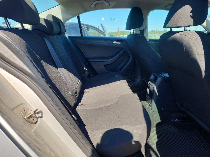Продажа на аукционе авто 2015 Volkswagen Jetta, vin: 3VW2K7AJ7FM297418, номер лота: 56646546