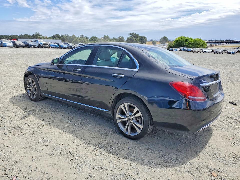 2020 Mercedes-benz C მანქანა იყიდება აუქციონზე, vin: 55SWF8EB8LU325887, აუქციონის ნომერი: 58770496