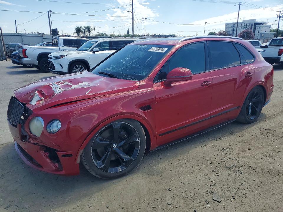 Продажа на аукционе авто 2018 Bentley Bentayga, vin: SJAAC2ZVXJC020098, номер лота: 58748976