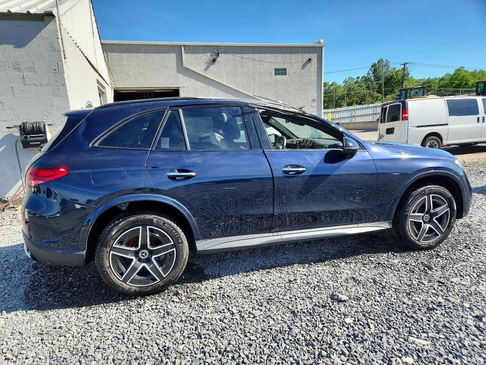 56635776 :رقم المزاد ، W1NKM4HB1RU040810 vin ، 2024 Mercedes-benz Glc مزاد بيع