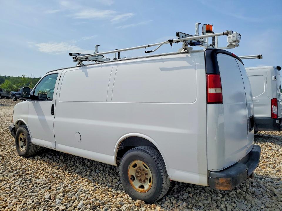 58499146 :رقم المزاد ، 1GCWGFCFXF1167607 vin ، 2015 Chevrolet Express G2500 مزاد بيع