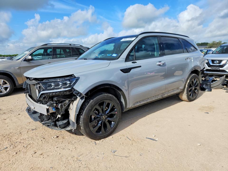 Auction sale of the 2022 Kia Sorento, vin: 5XYRKDLF9NG110653, lot number: 56641696