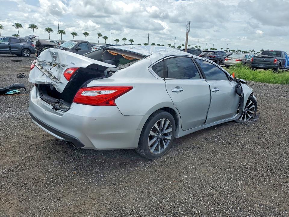 Aukcja sprzedaży 2017 Nissan Altima, vin: 1N4AL3AP5HC121938, numer aukcji: 52751696