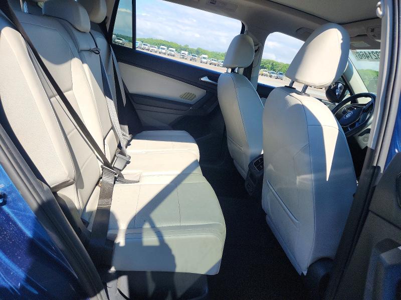 2018 Volkswagen Tiguan მანქანა იყიდება აუქციონზე, vin: 3VV2B7AX0JM178062, აუქციონის ნომერი: 57321466