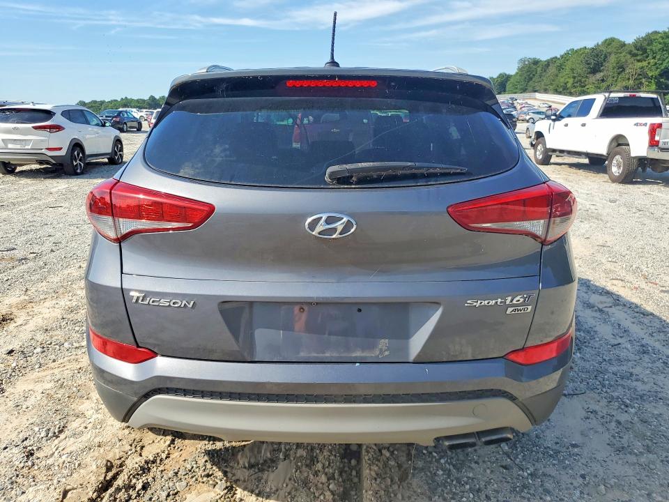 2017 Hyundai Tucson მანქანა იყიდება აუქციონზე, vin: KM8J3CA25HU335980, აუქციონის ნომერი: 57689886