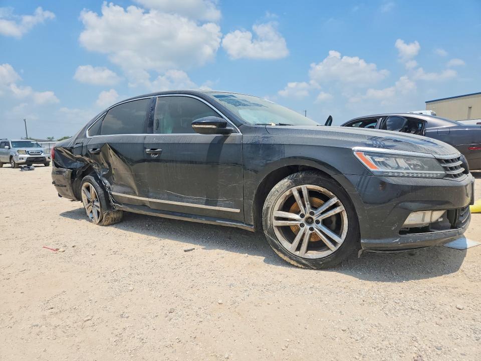 55944896 :رقم المزاد ، 1VWBS7A38GC045374 vin ، 2016 Volkswagen Passat مزاد بيع