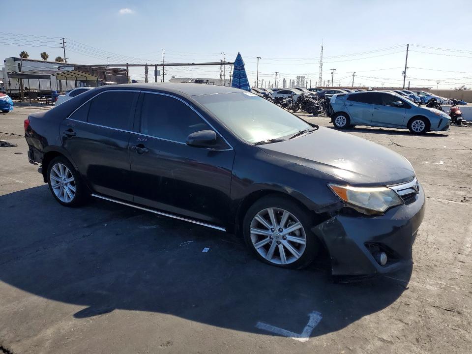 2012 Toyota Camry Hybrid მანქანა იყიდება აუქციონზე, vin: 4T1BD1FKXCU018462, აუქციონის ნომერი: 57588226