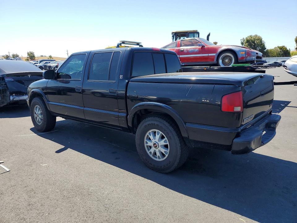 57611336 :رقم المزاد ، 1GTDT13W72K117838 vin ، 2002 Gmc Sonoma مزاد بيع