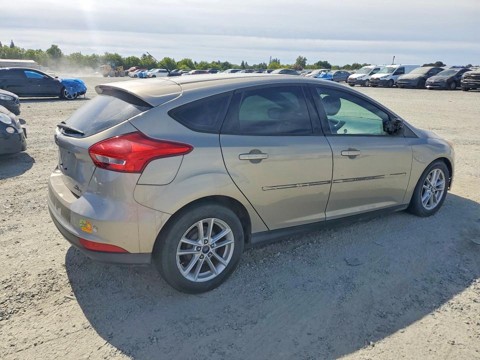 2015 Ford Focus მანქანა იყიდება აუქციონზე, vin: 1FADP3K26FL233990, აუქციონის ნომერი: 59354246