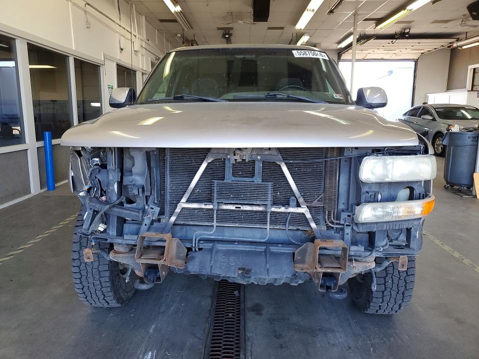 Продажа на аукционе авто 2001 Chevrolet Silverado, vin: 1GCGK13U61F198787, номер лота: 55875046