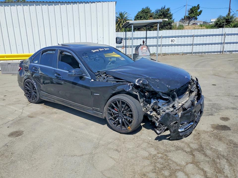 2012 Merc C250 მანქანა იყიდება აუქციონზე, vin: WDDGF4HB2CR207313, აუქციონის ნომერი: 58309956
